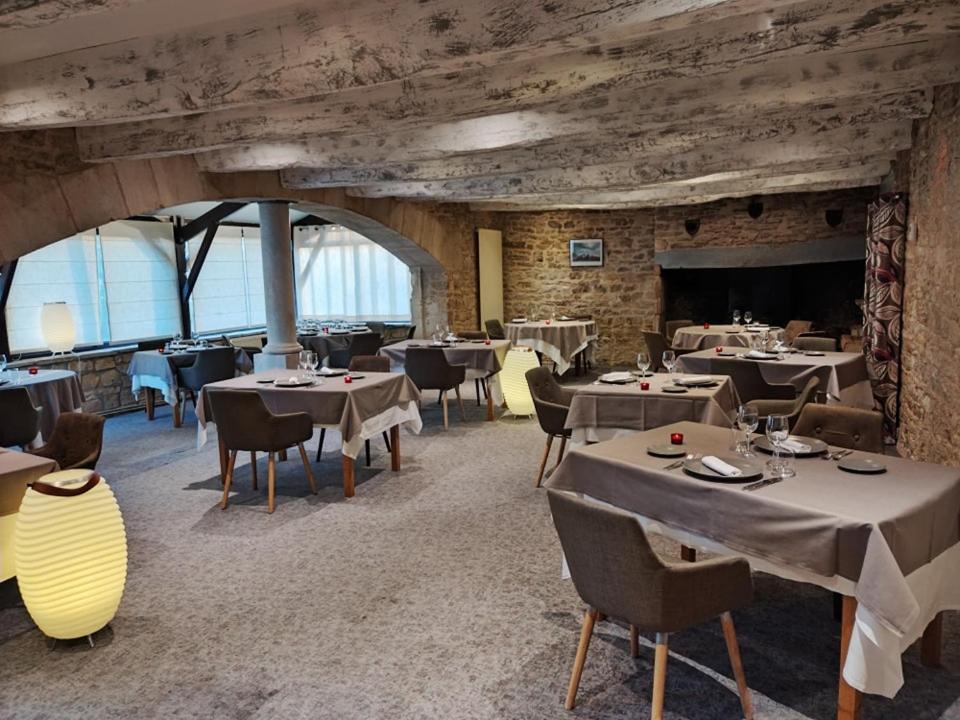 Logis Hotel La Bergerie Hotel 3 Etoiles Restaurant Savoureux Saint-Pierre-Lafeuille Exterior foto